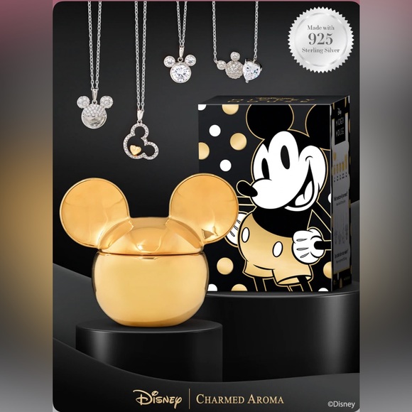 RARE Disney Mickey Mouse Charmed Aroma Candle with Mickey Mouse Necklace Insi… - Picture 1 of 3